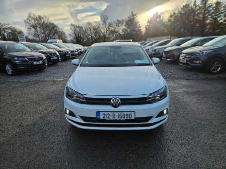 2021 Volkswagen Polo - view 3