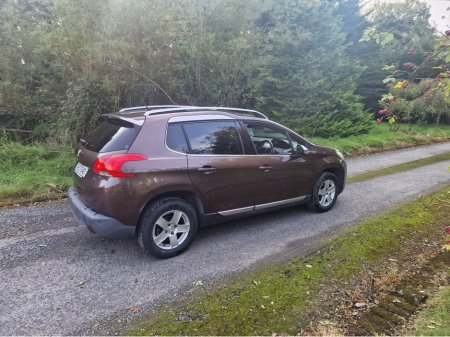 2014 Peugeot 2008 1.2  5DR AUTO €9,899