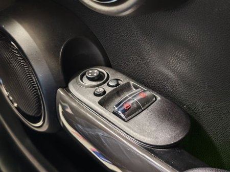 2017 MINI Cooper D - thumbnail 37