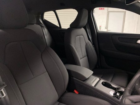 2026 Volvo EC40 - thumbnail 14