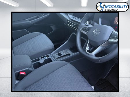 2026 Volkswagen Caddy Maxi 1.5 PHEV Hybrid Wheelchair Accessible  Taxi €66,995 thumbnail