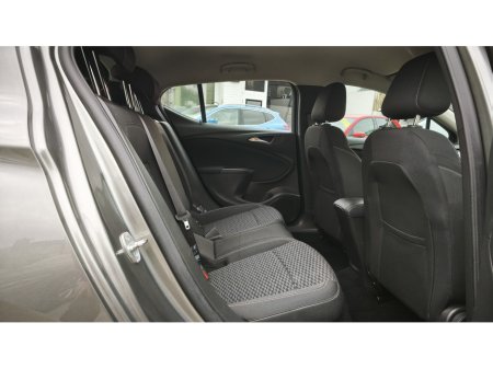 2019 Opel Astra - thumbnail 13