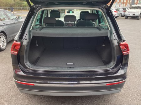 2019 Volkswagen Tiguan - thumbnail 19