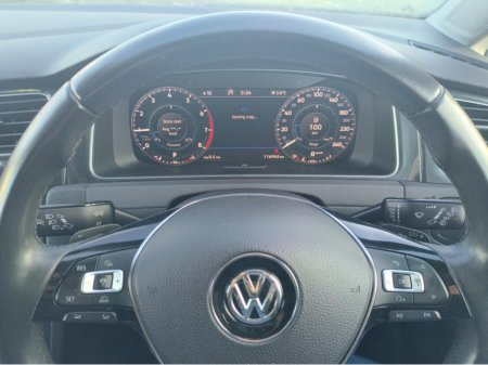 2018 Volkswagen Golf Comfort €16,650 thumbnail