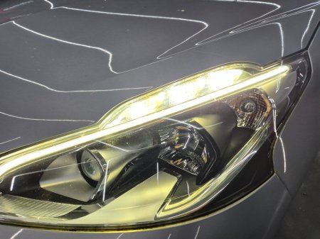 2016 Peugeot 208 - thumbnail 11