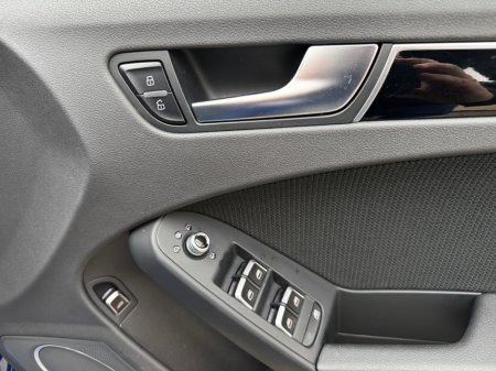 2015 Audi A4 - thumbnail 12