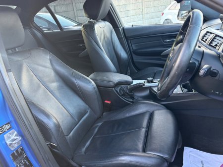 2014 BMW 3 Series - thumbnail 8