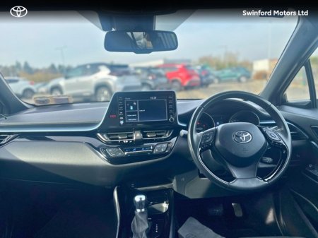 2022 Toyota C-HR - thumbnail 9