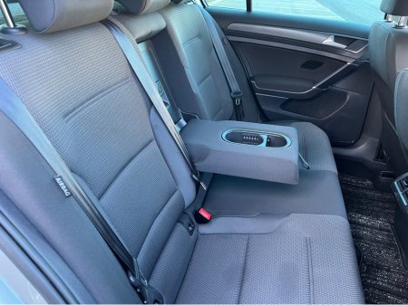 2019 Volkswagen Golf - thumbnail 8