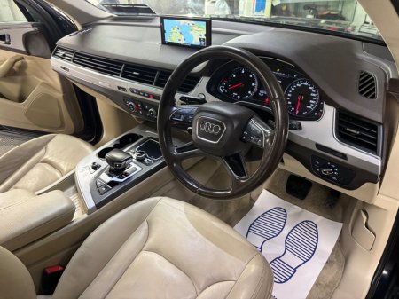 2016 Audi Q7 - thumbnail 8