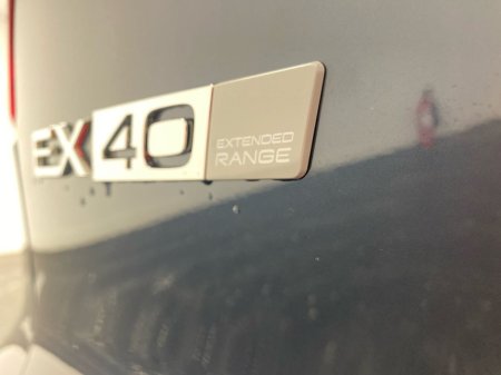 2026 Volvo EX40 - thumbnail 9