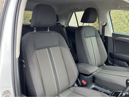 2021 Volkswagen T-Roc - thumbnail 11