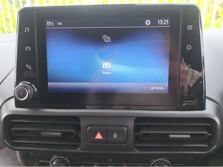 2022 Toyota Proace City Icon L1 Panel Van 1.5 Diesel with 3 seats in front and double sliding doors. thumbnail