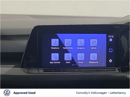 2024 Volkswagen Golf 2.0 TDI 115HP Style €34,950 thumbnail