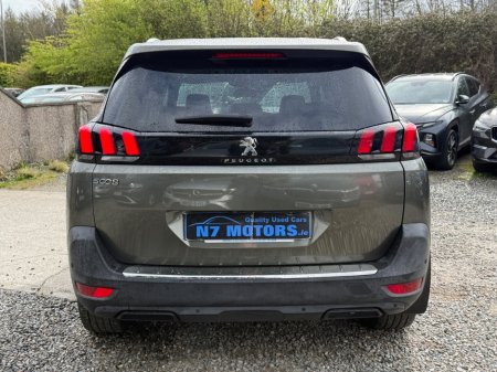2018 Peugeot 5008 - thumbnail 4