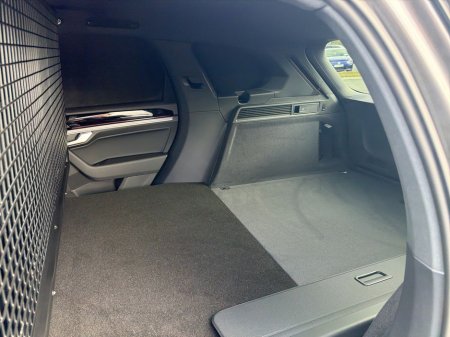 2026 Volkswagen Touareg R-Line (COMMERCIAL) thumbnail