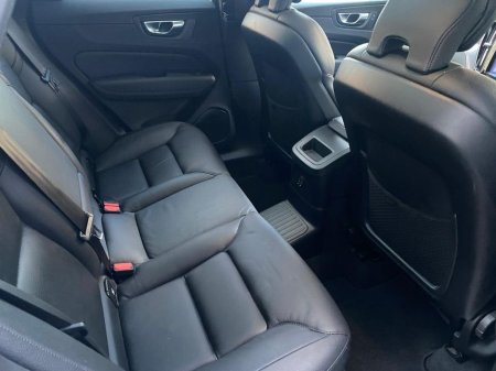 2022 Volvo XC60 T6 Inscription AWD Auto €43,900 thumbnail