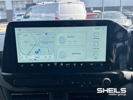 2026 Ford Tourneo Custom 1 TOURNEO PHEV LEFT - CANCELLED ORDER €65,950 thumbnail