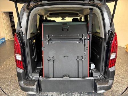 2023 Peugeot Rifter - thumbnail 9