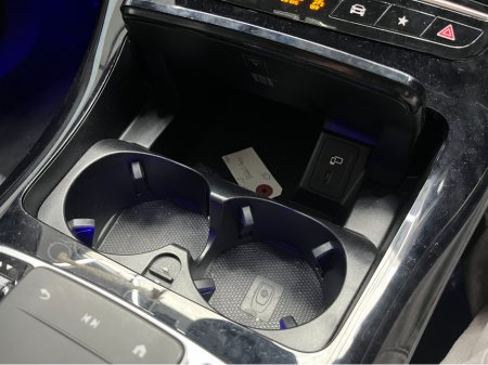 2020 Mercedes-Benz EQC - thumbnail 27