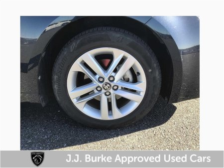 2019 Toyota Corolla - thumbnail 8