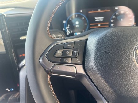 2025 Volkswagen Amarok  €60,810 thumbnail