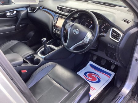 2016 Nissan Qashqai - thumbnail 11