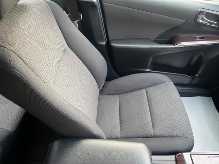 2016 Toyota Camry  €12,950 thumbnail