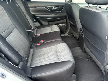 2020 Nissan X-Trail 1.7 DSL SV 7 PREMIUM €24,950 thumbnail