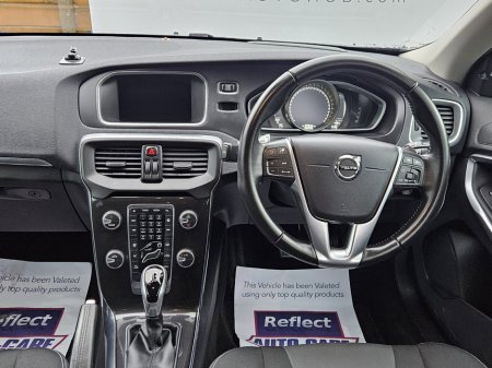 2016 Volvo V40 - thumbnail 24