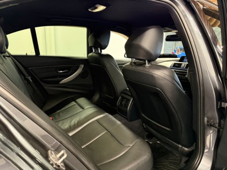 2014 BMW 3 Series - thumbnail 9