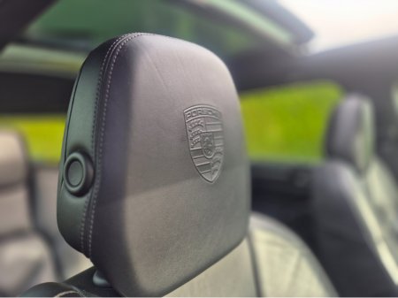 2016 Porsche Cayenne 3.0 S E-HYBRID 5DR AUTO €32,995 thumbnail