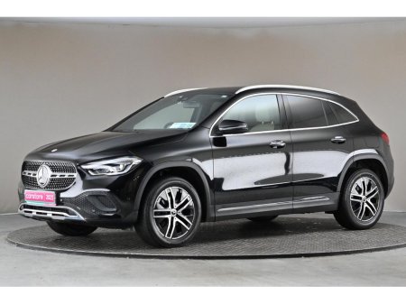2023 Mercedes-Benz GLA Class 180D *BEIGE LEATHER* €41,890 thumbnail