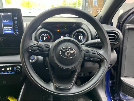 2022 Toyota Yaris - thumbnail 7