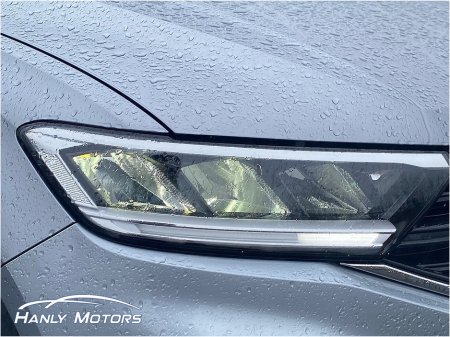 2023 Volkswagen T-Roc LIFE 2.0 TDI MANUAL 6SPEED FWD 116HP 5 €30,950 thumbnail