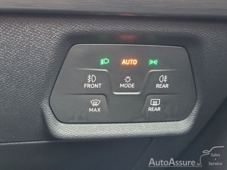 2023 Cupra Leon 1.5 E-TSI 150BHP DSG AUTO *** Heated Sport Seats / Apple Carplay / Park Assist *** €26,900 thumbnail