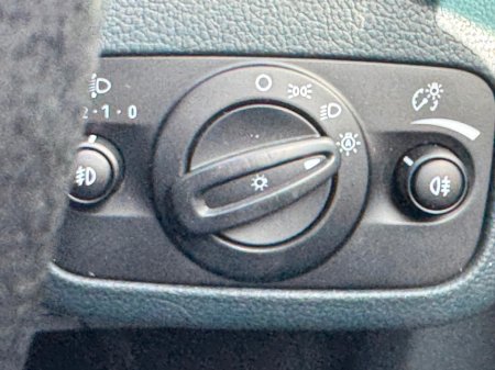 2015 Ford Grand C-Max - thumbnail 22