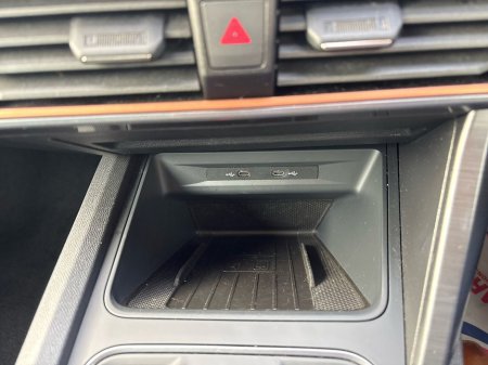 2023 Cupra Formentor e-Hybrid 204hp DSG €32,975 thumbnail