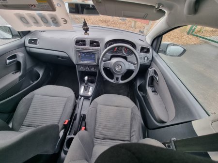2011 Volkswagen Polo - thumbnail 21