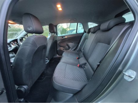 2018 Opel Astra SPORTS TO TOURER SC 1.6 CDTI 110PS 5DR €9,950 thumbnail