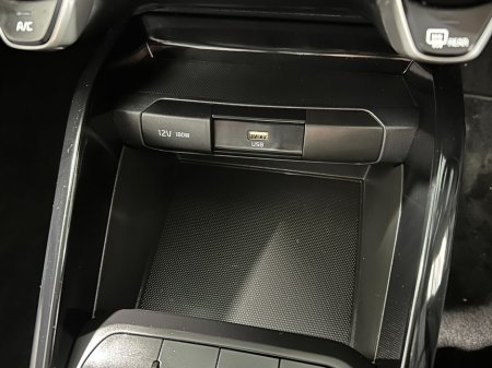 2025 Kia Stonic K2 1.0 Petrol €24,800 thumbnail