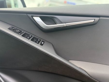 2025 Kia Niro - thumbnail 8