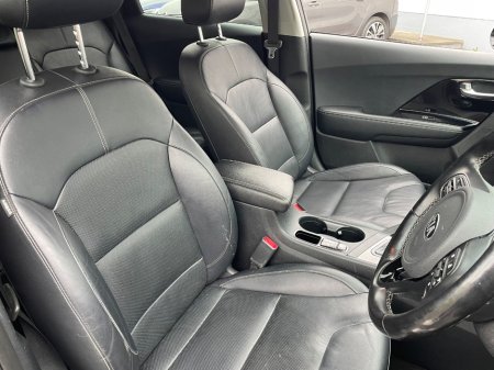 2018 Kia Niro - thumbnail 15