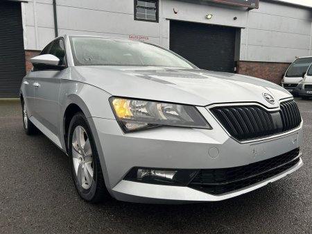 2019 Skoda Superb Manual 5 door hatchback 2.0l diesel engine €8,750 thumbnail
