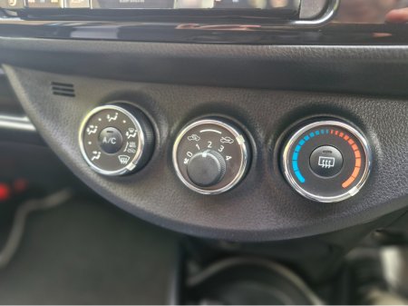 2015 Toyota Vitz LOW KMS AUTOMATIC €9,950 thumbnail