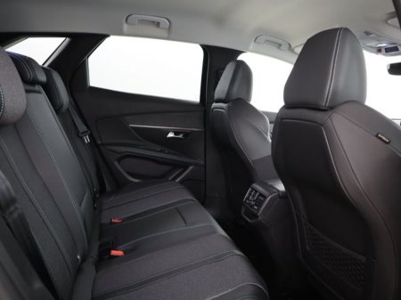 2023 Peugeot 3008 - thumbnail 15