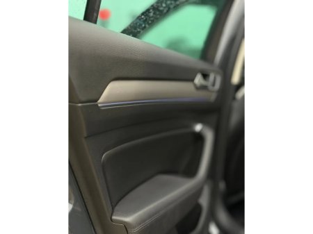 2017 Volkswagen Passat Volkswagen Passat 2017 GTE AUTO High Line €14,990 thumbnail