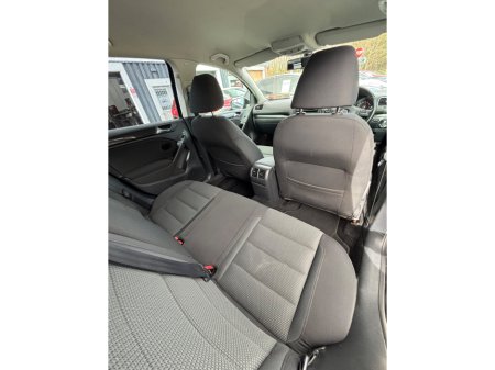 2010 Volkswagen Golf - thumbnail 18