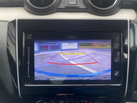 2022 Suzuki Swift - thumbnail 16