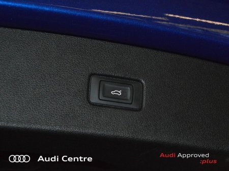 2023 Audi Q5 50 TFSI e 299HP S tronic quattro S Line €51,499 thumbnail